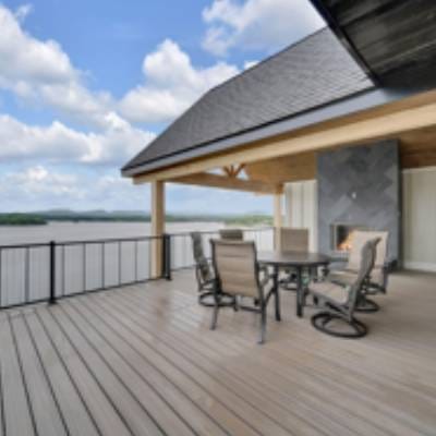 DECK REMODELING